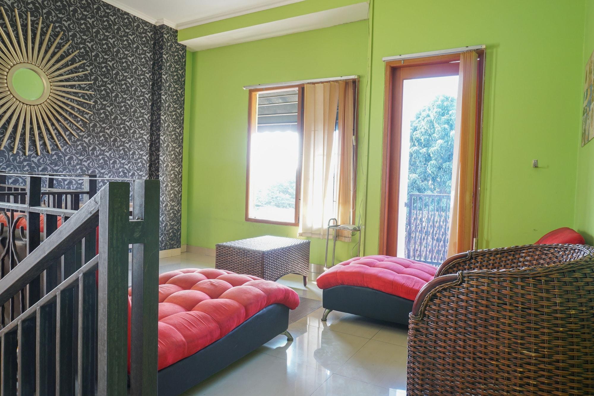 Reddoorz Near Kemang Square Hotell Jakarta Eksteriør bilde